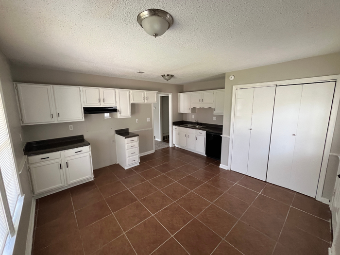 4534 Villagreen Dr - Photo 6 of 20