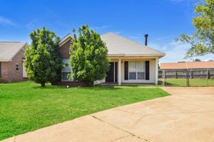 featured image of 122 Forrestwood Dr