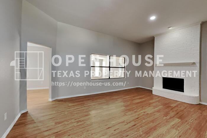 6602 Gardenia Dr - Photo 4 of 20