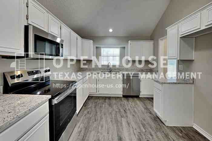 5905 Madison Dr - Photo 5 of 20