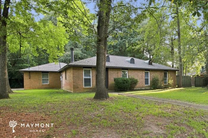 6201 Dalford Dr - Photo 2 of 3