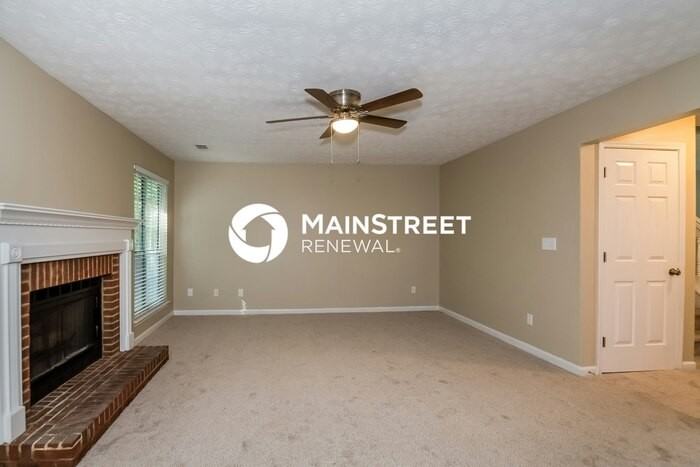 4987 Wedgewood Pl - Photo 3 of 18