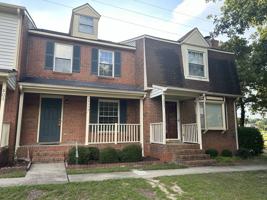 featured image of 940 Glenn St #804