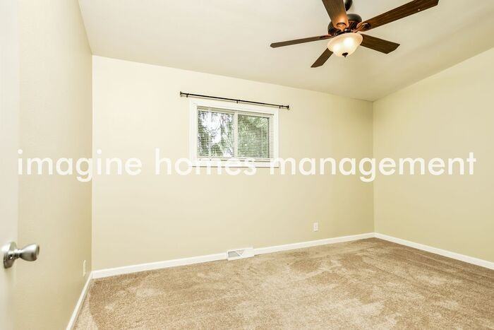 617 Old Ballwin Rd - Photo 7 of 16