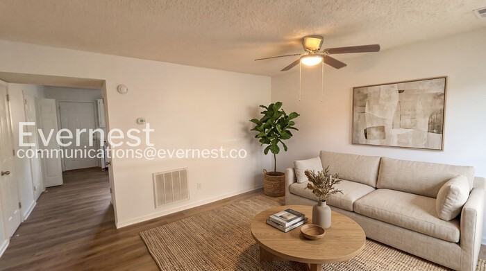 2163 Cheshire Dr - Photo 2 of 18