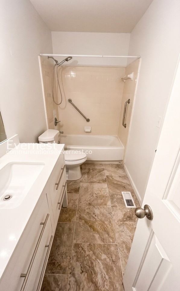 2163 Cheshire Dr - Photo 7 of 18