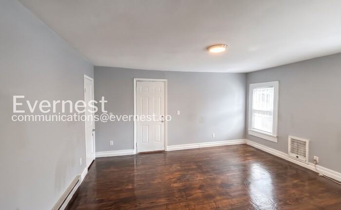 32 Woodlawn Dr #7 - Photo 6 of 22