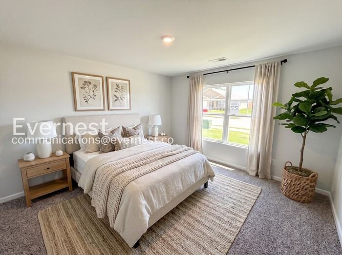 18864 Wicklow Cir - Photo 3 of 17