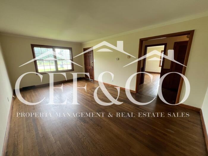 1413 Fernwood Glendale Rd #A - Photo 3 of 15