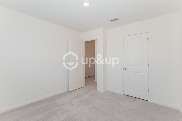 114 Rydal Way - Photo 5 of 17