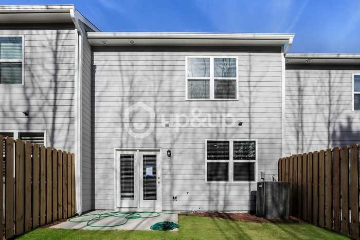 114 Rydal Way - Photo 7 of 17