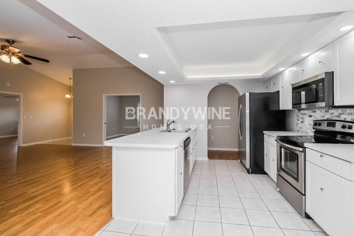12497 Harper St - Photo 7 of 25