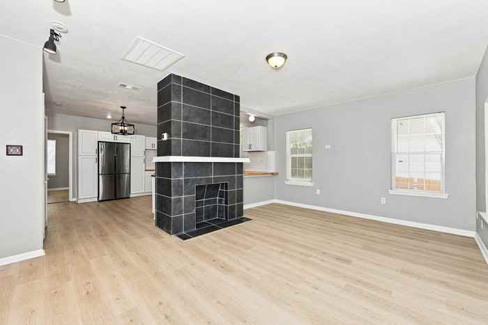823 Havendon Cir - Photo 4 of 15