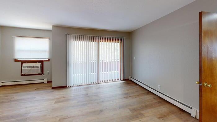 305 Ryan Dr #11 - Photo 4 of 11