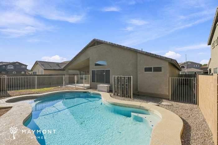 4728 W Ardmore Rd - Photo 2 of 3