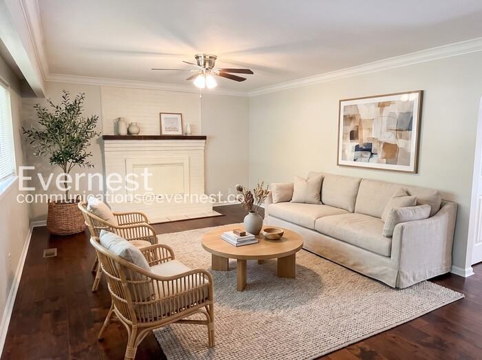 5526 Crestview Dr - Photo 4 of 24