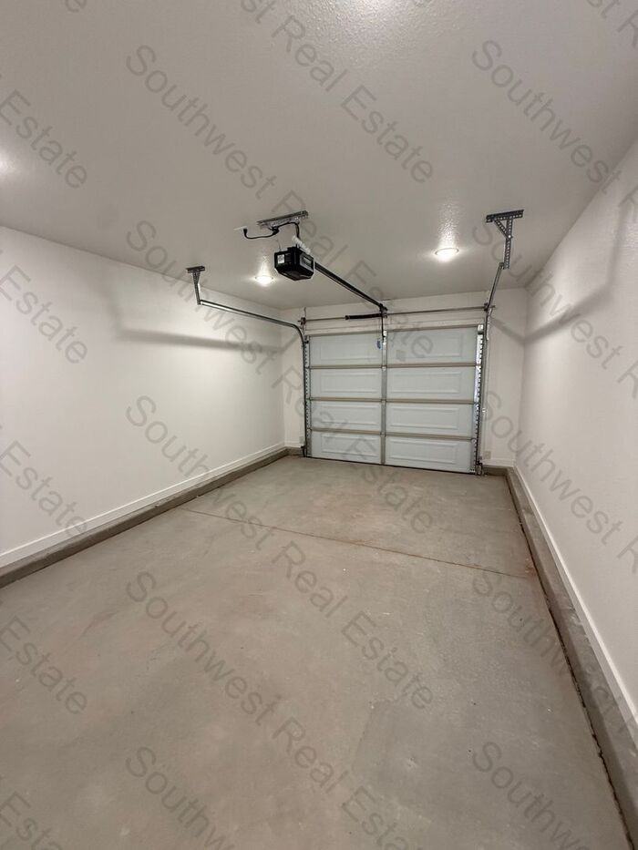 Ethan Ave #B - Photo 7 of 8