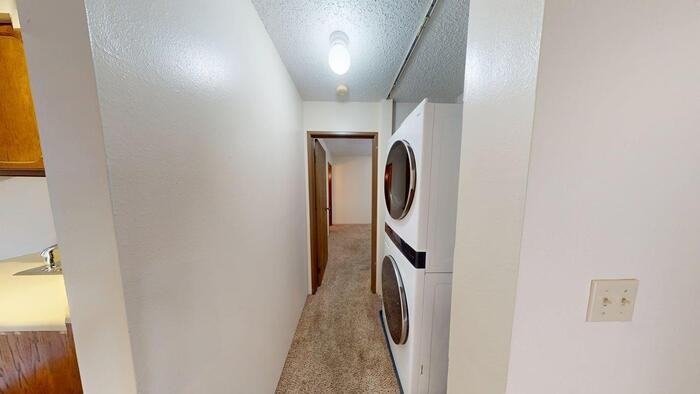 2920 Ontario Ln #11 - Photo 2 of 12