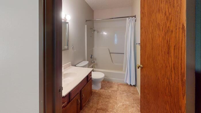 2920 Ontario Ln #11 - Photo 3 of 12