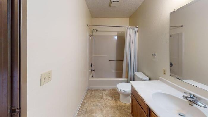 2920 Ontario Ln #11 - Photo 4 of 12