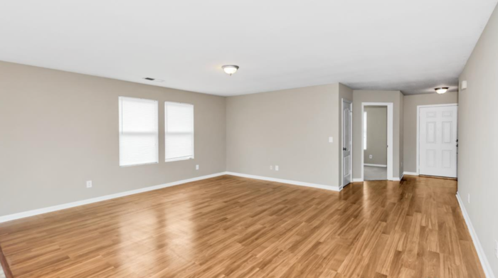 142 Vancouver Rd - Photo 4 of 28