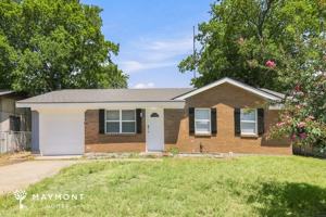 featured image of 4716 Bourland St