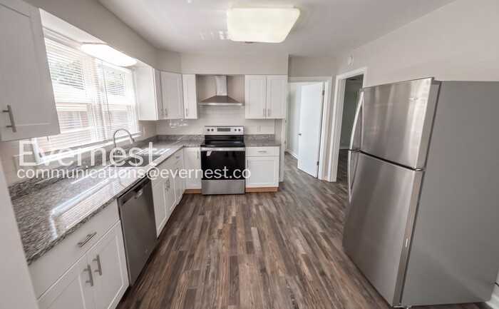 3744 Thrushwood Dr - Photo 6 of 25