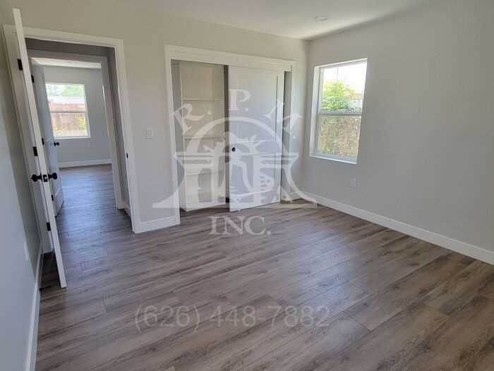13874 Saranac Dr - Photo 4 of 8