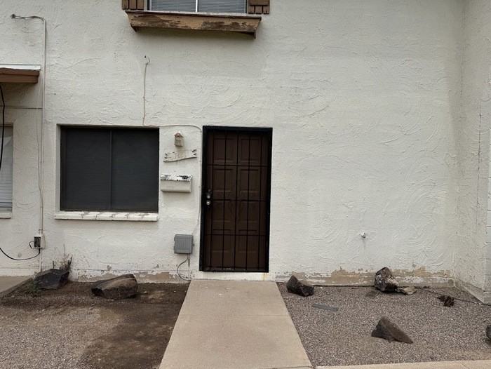7129 W Wolf St - Photo 2 of 12