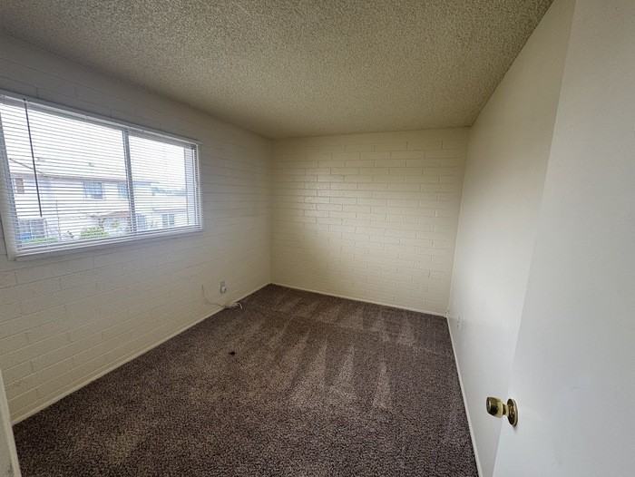 7129 W Wolf St - Photo 6 of 12
