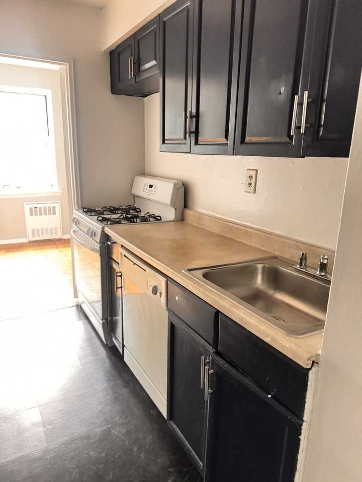 83-33 118th Street #3K - Photo 6 of 15