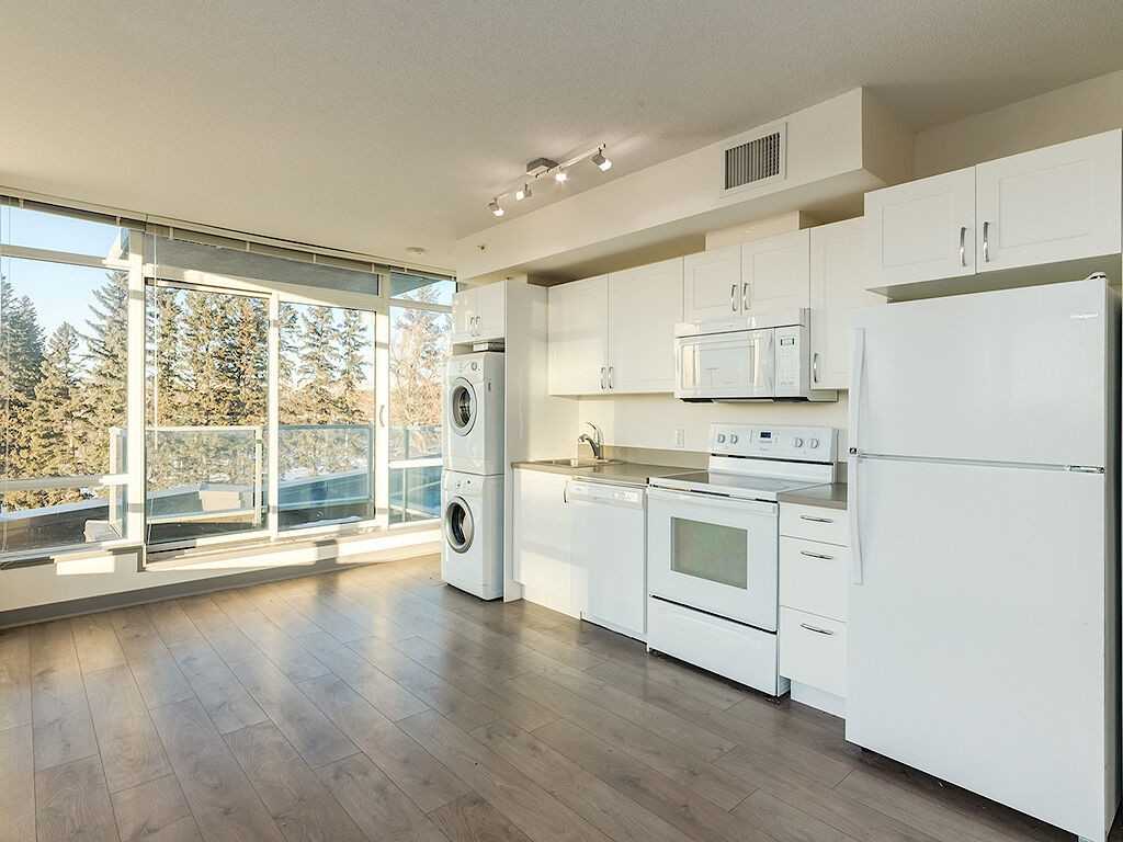 30 - 30 Brentwood Common Northwest - Photo 6 of 21