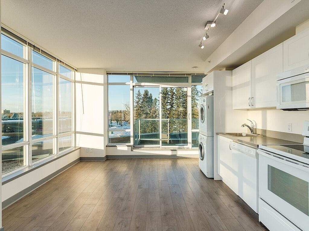 30 - 30 Brentwood Common Northwest - Photo 7 of 21