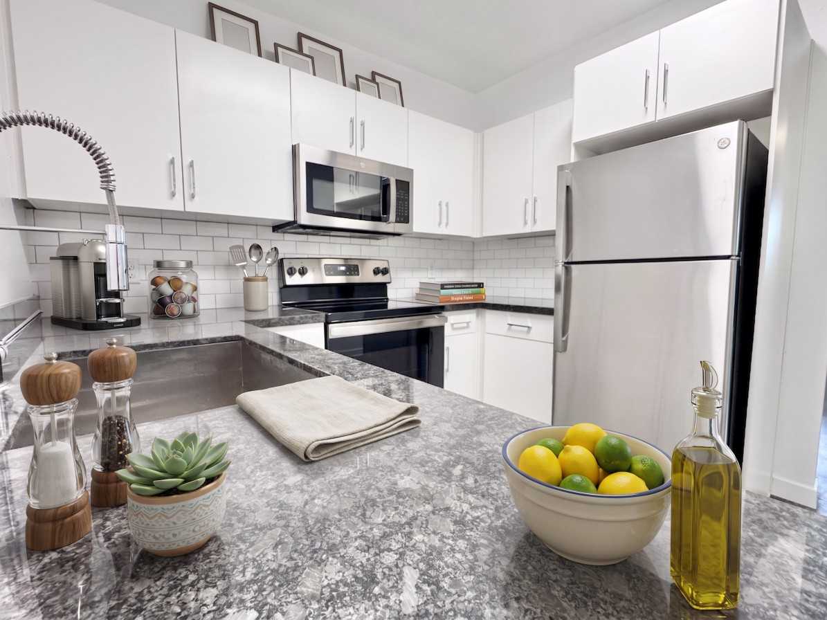 3625 N 16th St #104 - Photo 6 of 30