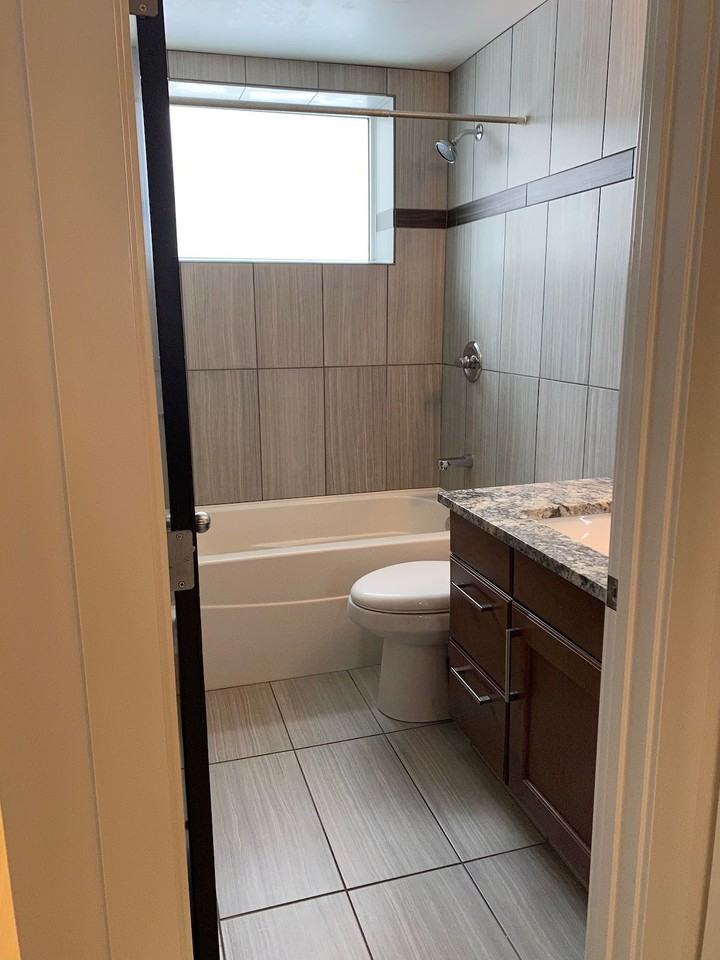 2706 - 2706 40 Street Sw - Photo 7 of 11