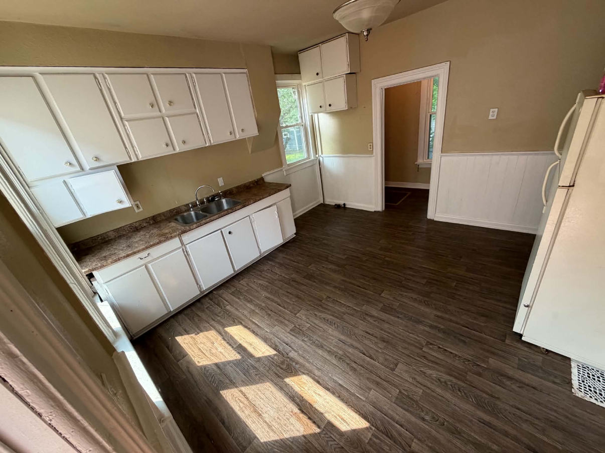 1416 S 9th St #NA - Photo 2 of 7