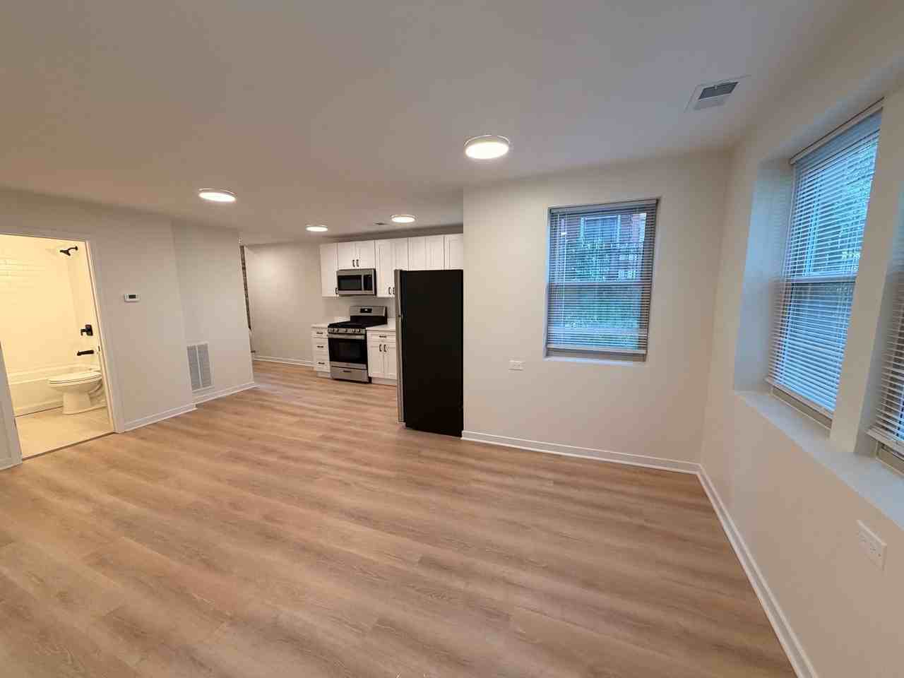 6236 N Bell Ave #GDNE - Photo 3 of 10