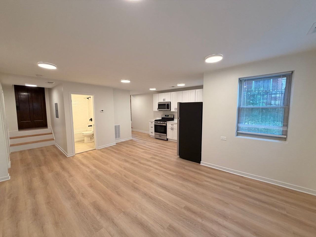 6236 N Bell Ave #GDNE - Photo 4 of 10