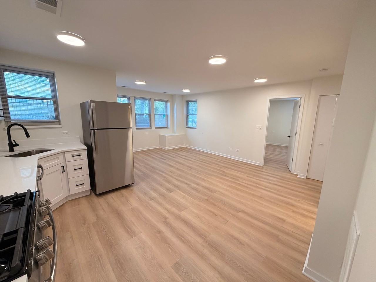 6236 N Bell Ave #GDNE - Photo 5 of 10