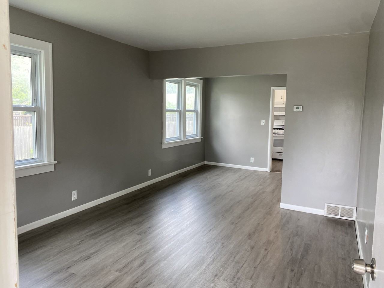 1831 Short Ave #NA - Photo 2 of 16