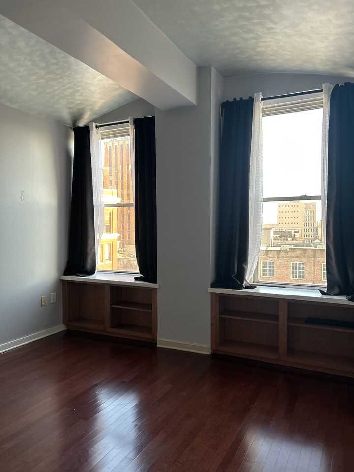 66 Monroe Ave #704 - Photo 7 of 14