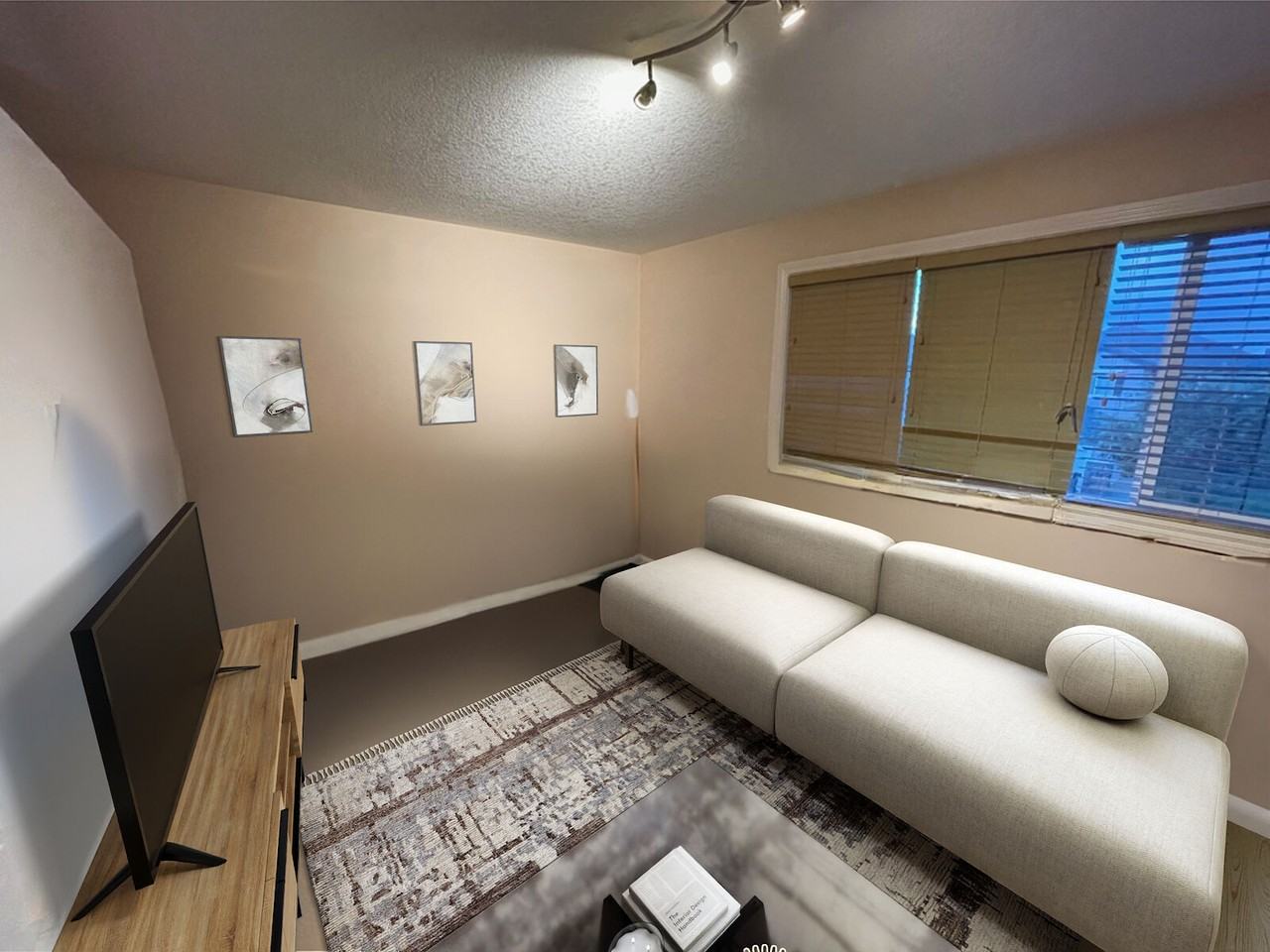 147 Royal Birkdale Cres Nw - Photo 3 of 5