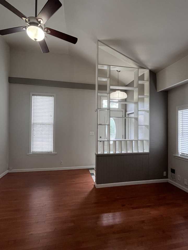 322 S Wenzel St #NA - Photo 4 of 28