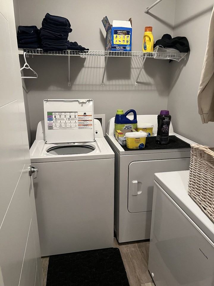 17611 59 St Nw - Photo 5 of 12