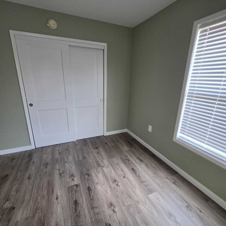 503 2nd St #NA - Photo 4 of 16