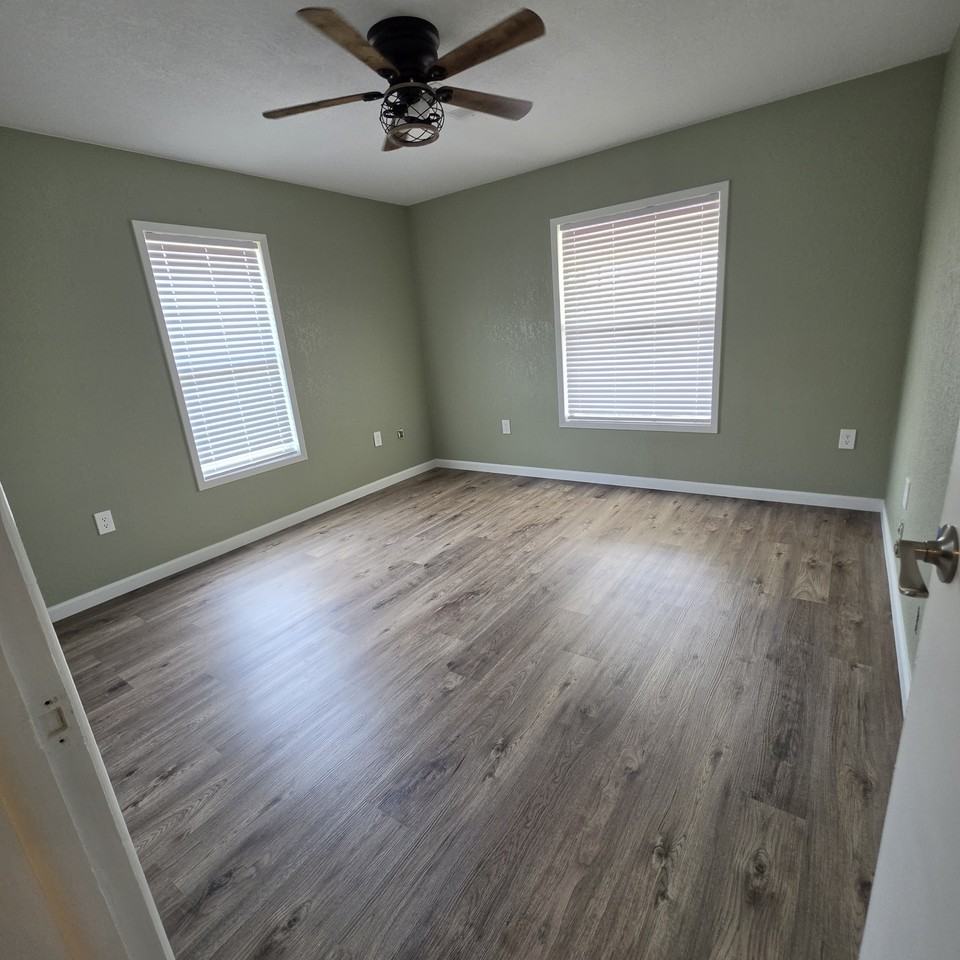 503 2nd St #NA - Photo 7 of 16
