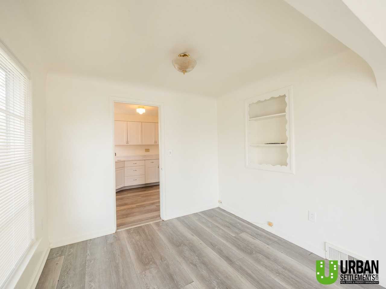 2427 W Walton Ave #NA - Photo 5 of 23