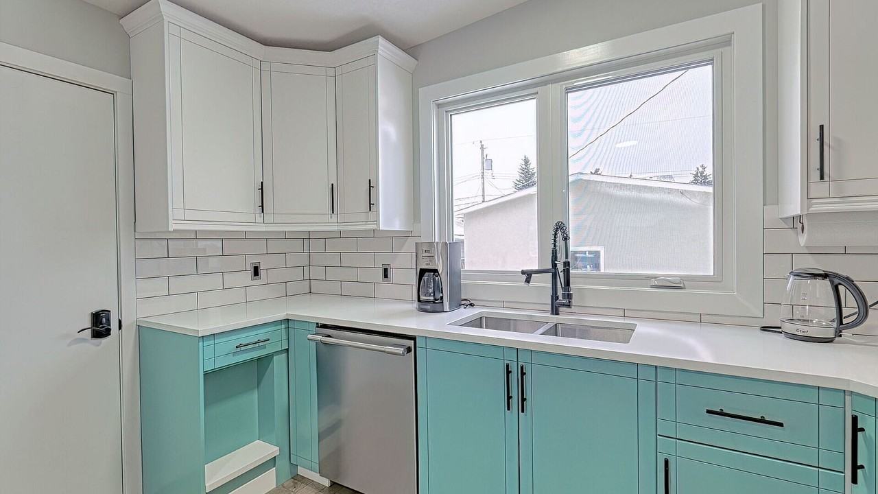 612 Mariposa Pl Ne - Photo 4 of 23