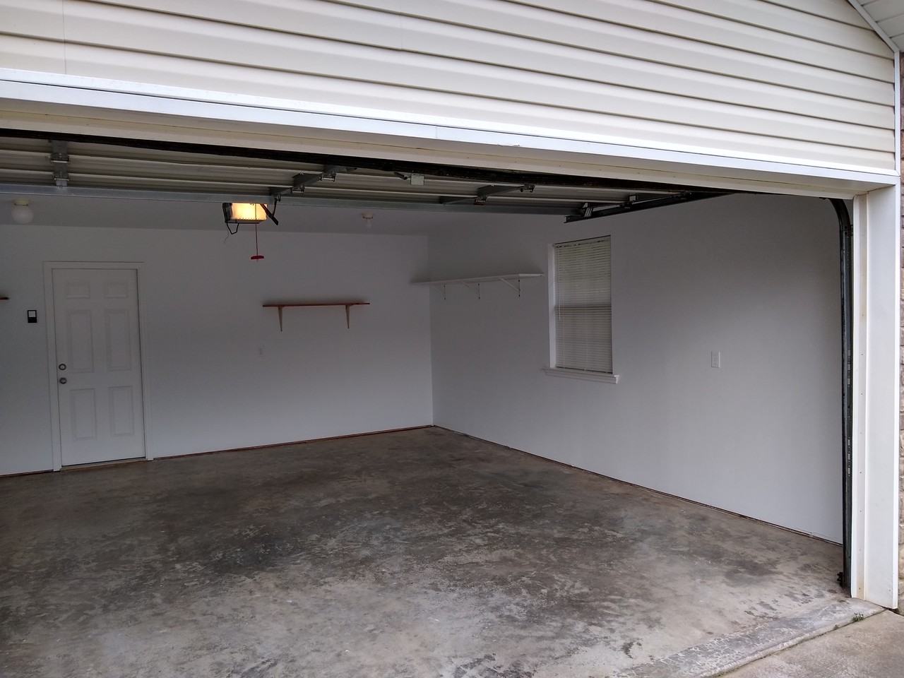 401 Hayley Ct #NA - Photo 3 of 33