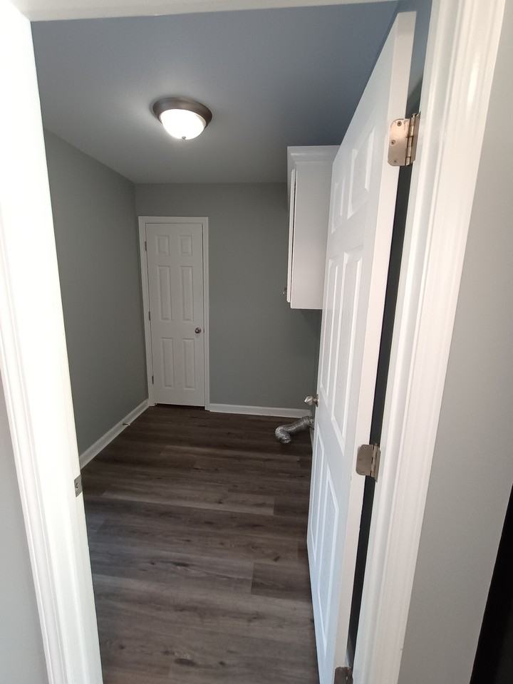 401 Hayley Ct #NA - Photo 6 of 33